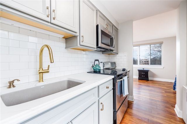 1000 East Avenue UN301, Rochester, NY 14607