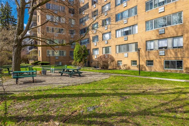 1000 East Avenue UN301, Rochester, NY 14607