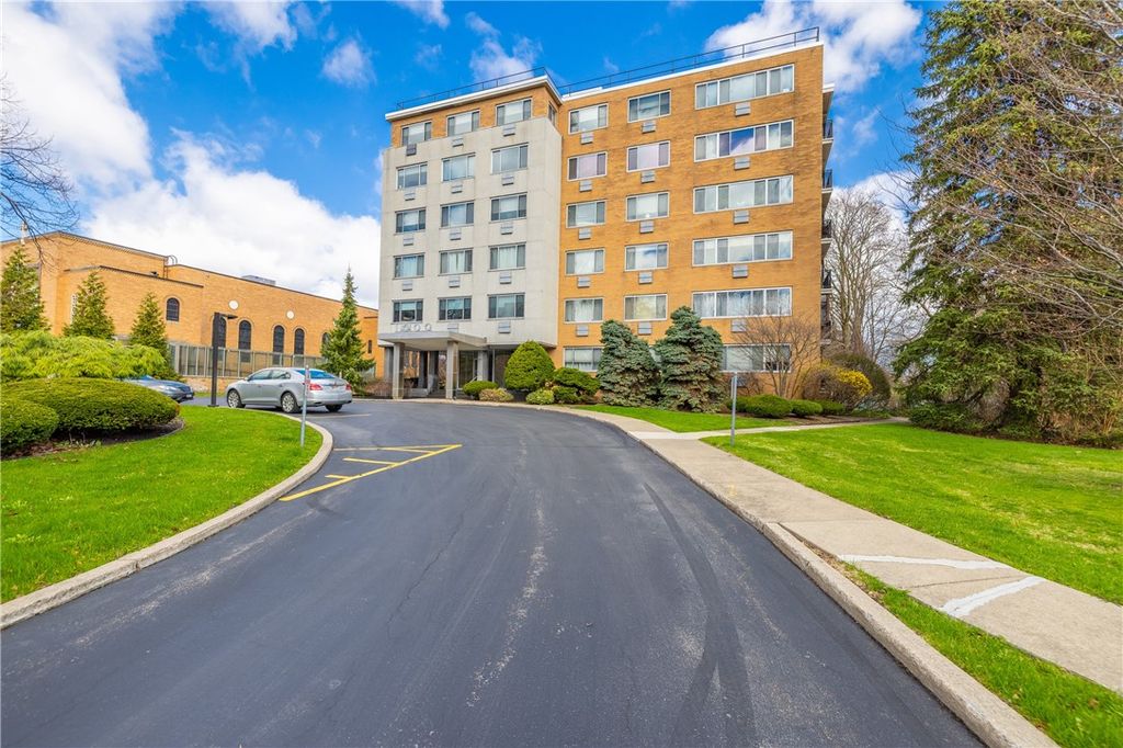 1000 East Avenue UN301, Rochester, NY 14607
