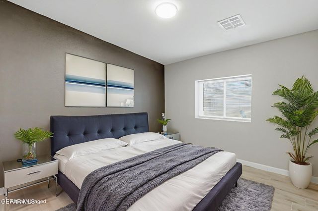 9207 Santa Rosalia Court B, El Paso, TX 79907