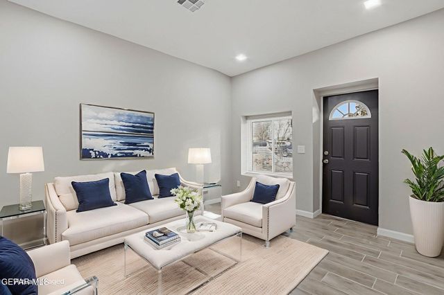 9207 Santa Rosalia Court B, El Paso, TX 79907