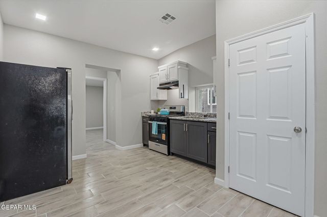 9207 Santa Rosalia Court B, El Paso, TX 79907