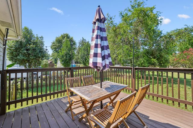 1316 Raden Dr, Lebanon, TN 37087