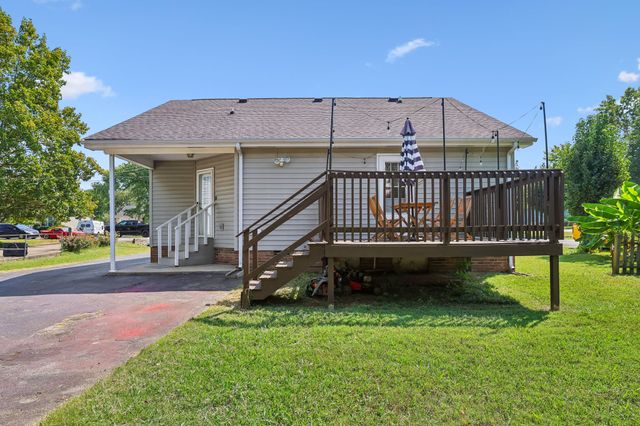 1316 Raden Dr, Lebanon, TN 37087