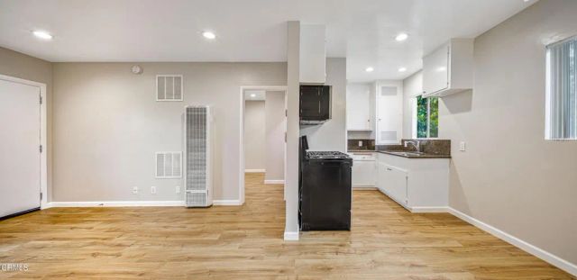 720 E Mountain Street 9, Pasadena, CA 91104