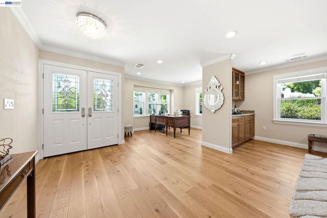 2122 Wilmington Drive, Walnut Creek, CA 94596
