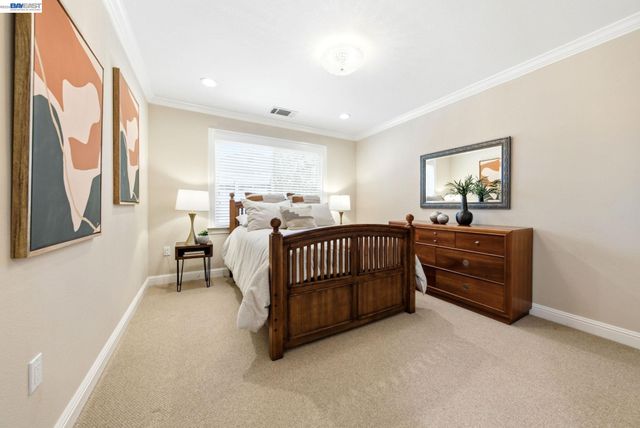 2122 Wilmington Drive, Walnut Creek, CA 94596