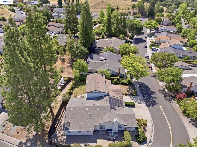 2122 Wilmington Drive, Walnut Creek, CA 94596