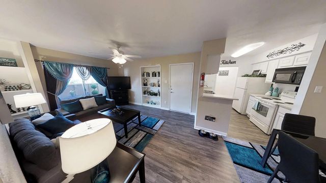 8455 Will Clayton Parkway 1104, Humble, TX 77338