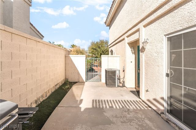 7917 Lisa Dawn Avenue, Las Vegas, NV 89147