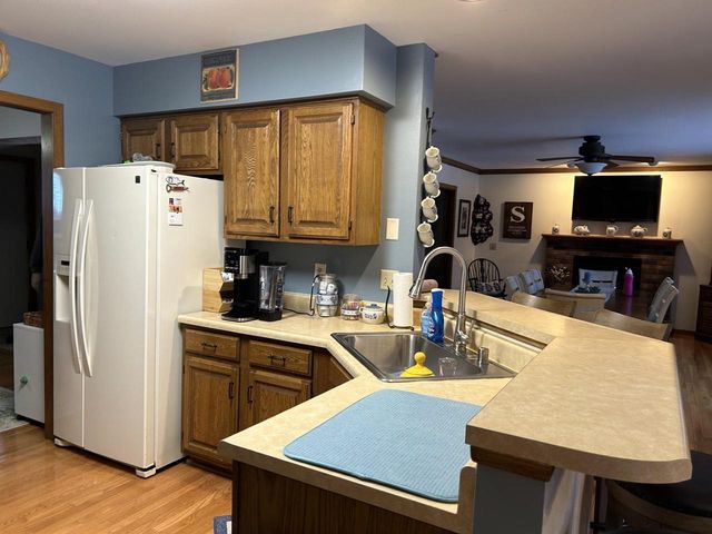 1600 DEERFIELD DRIVE, Oshkosh, WI 54904