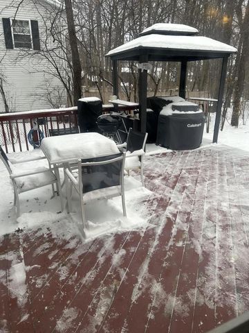 1600 DEERFIELD DRIVE, Oshkosh, WI 54904