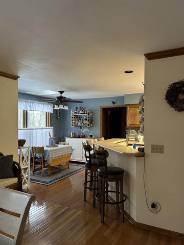 1600 DEERFIELD DRIVE, Oshkosh, WI 54904