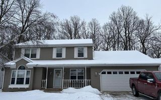 1600 DEERFIELD DRIVE, Oshkosh, WI 54904