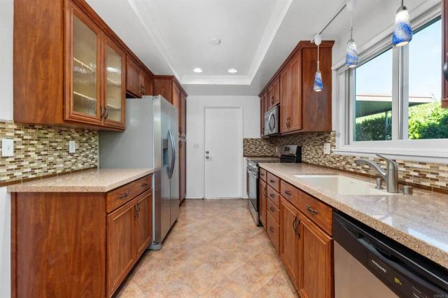 16866 Acebo Drive, San Diego, CA 92128