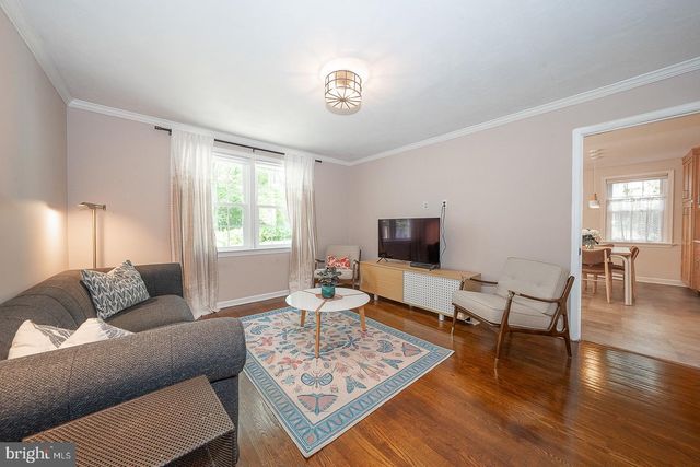 734 WOODCREST RD, Wayne, PA 19087
