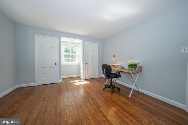 734 WOODCREST RD, Wayne, PA 19087