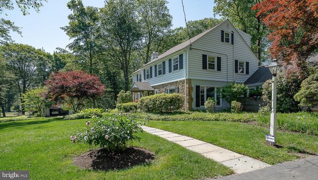 734 WOODCREST RD, Wayne, PA 19087