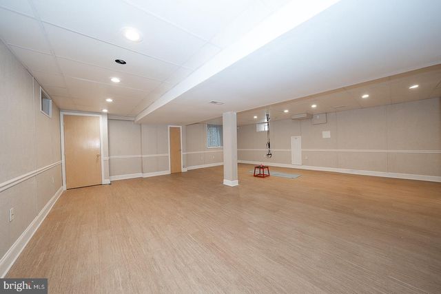 734 WOODCREST RD, Wayne, PA 19087