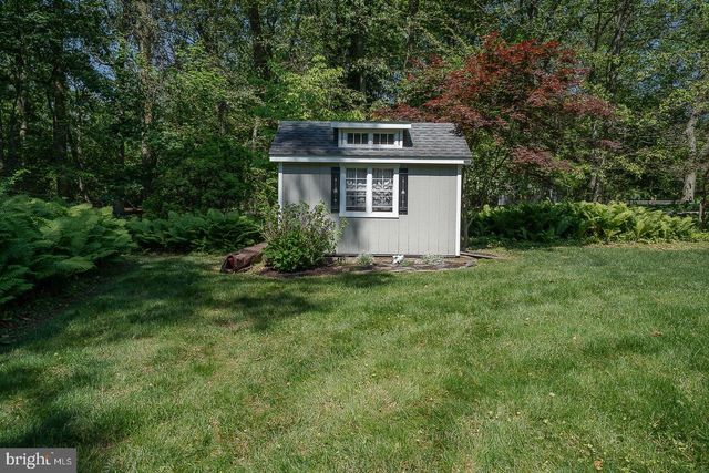 734 WOODCREST RD, Wayne, PA 19087