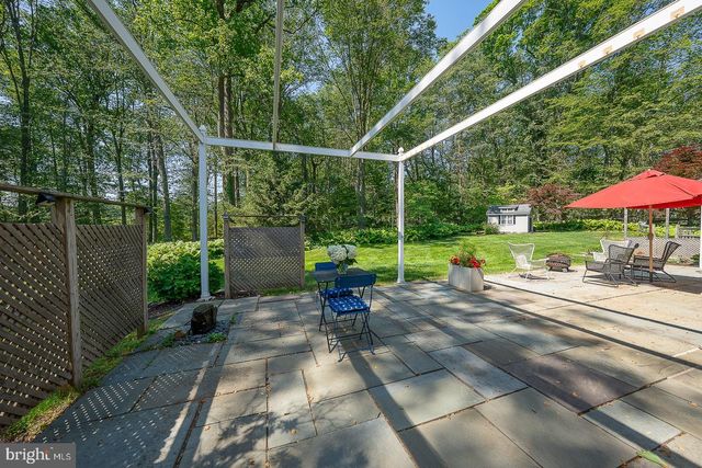 734 WOODCREST RD, Wayne, PA 19087