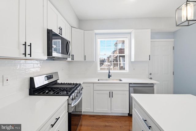 2609 E MADISON ST E, Baltimore, MD 21205