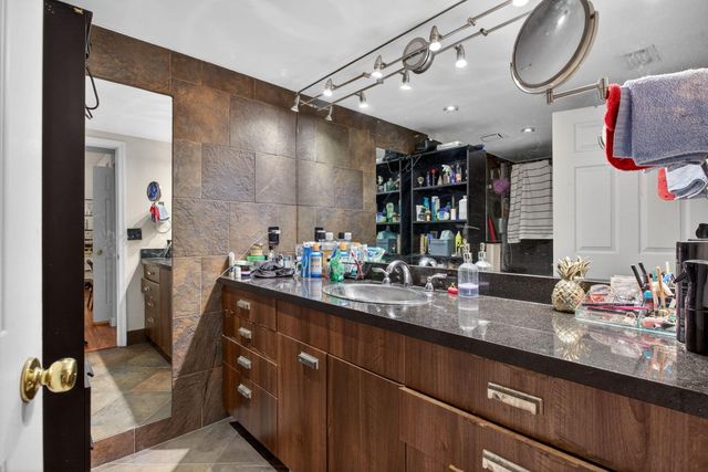 11765 W Atlantic Boulevard 1625, Coral Springs, FL 33071