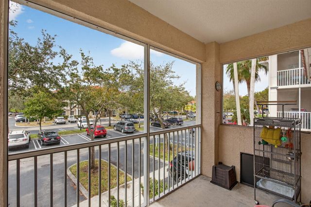 11765 W Atlantic Boulevard 1625, Coral Springs, FL 33071