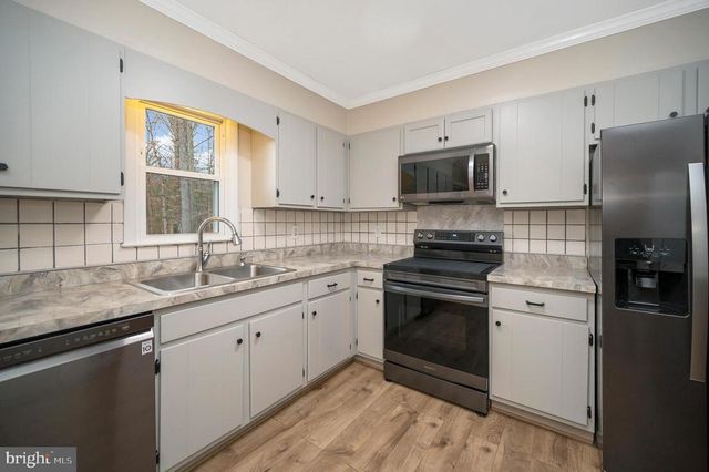 47 OCALA LN, Fredericksburg, VA 22408