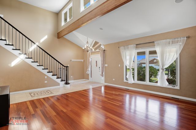 7407 Ridgefield Lane, Tinley Park, IL 60487