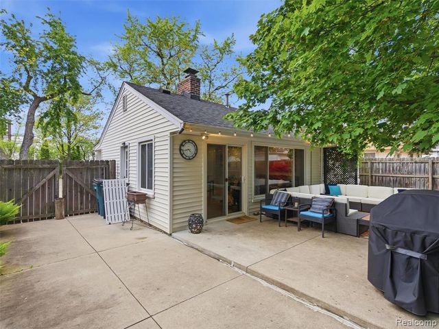 4154 Cooper Avenue, Royal Oak, MI 48073
