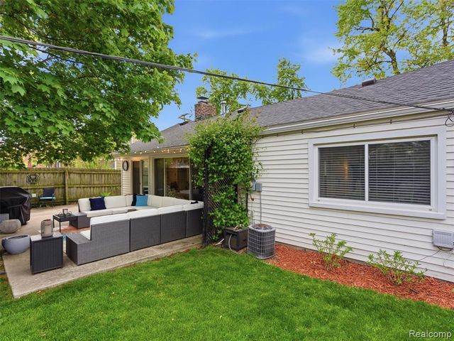 4154 Cooper Avenue, Royal Oak, MI 48073