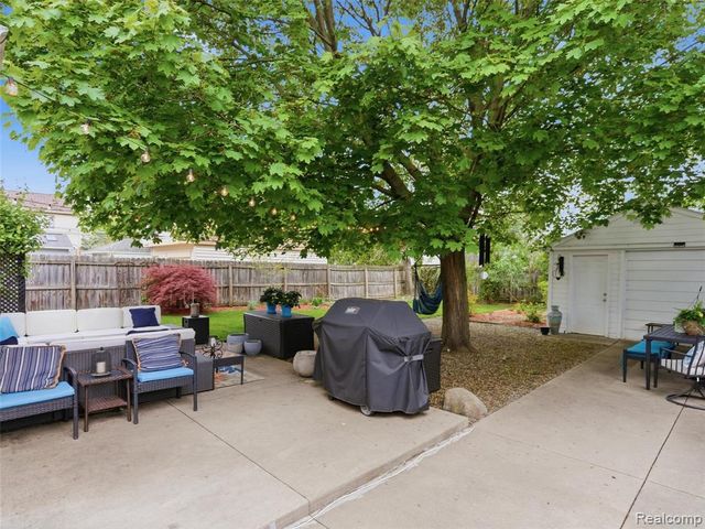4154 Cooper Avenue, Royal Oak, MI 48073