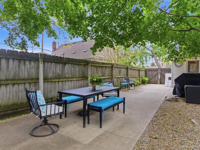 4154 Cooper Avenue, Royal Oak, MI 48073