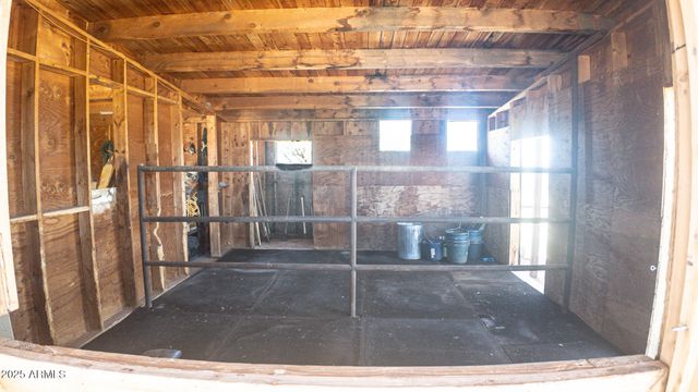 586 N TREATY HILL Trail, Saint David, AZ 85630