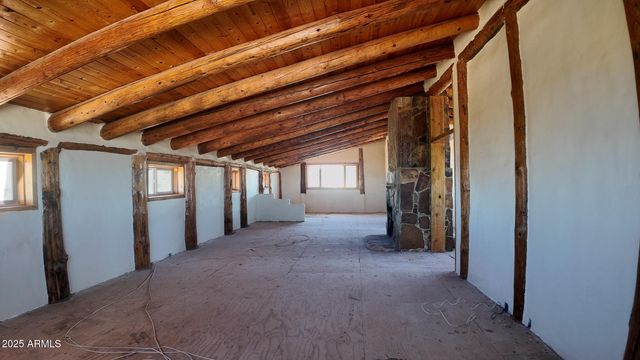 586 N TREATY HILL Trail, Saint David, AZ 85630