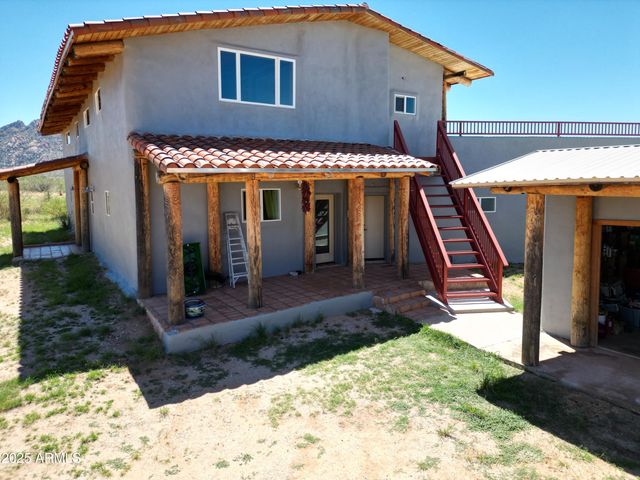 586 N TREATY HILL Trail, Saint David, AZ 85630