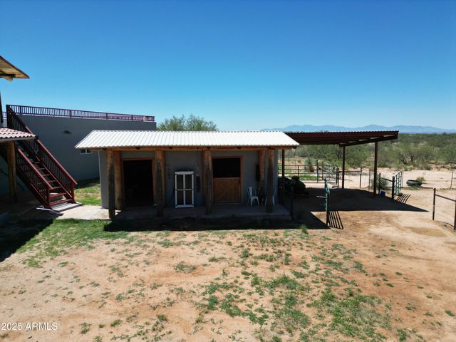 586 N TREATY HILL Trail, Saint David, AZ 85630