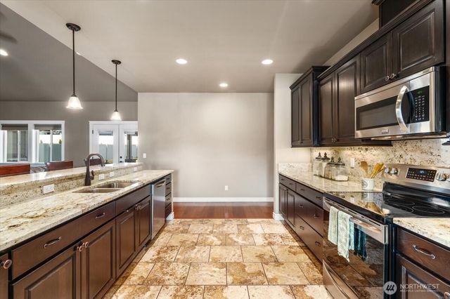 819 Autumn Crest Drive, Wenatchee, WA 98801