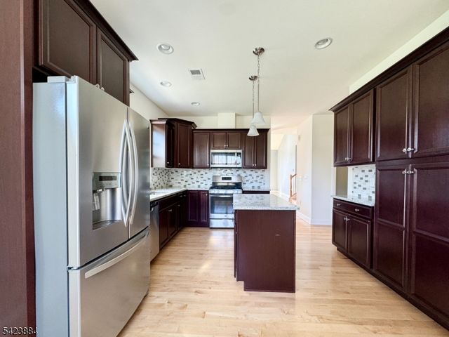 5 Indigo Rd, Allamuchy Twp., NJ 07840