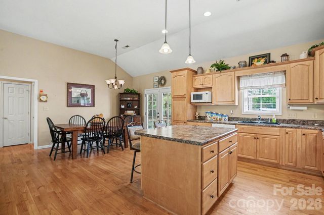 270 Spicewood Circle, Troutman, NC 28166