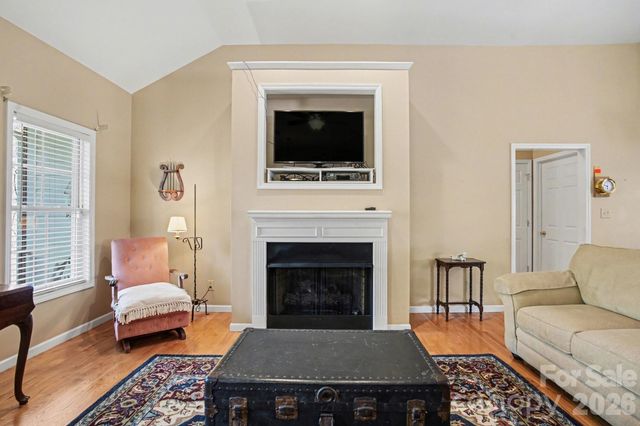 270 Spicewood Circle, Troutman, NC 28166