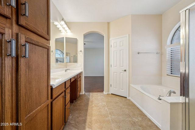 42723 N 43RD Drive, New River, AZ 85087