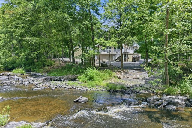 302 Powder Mill Bridge Road, Kingston, NY 12401