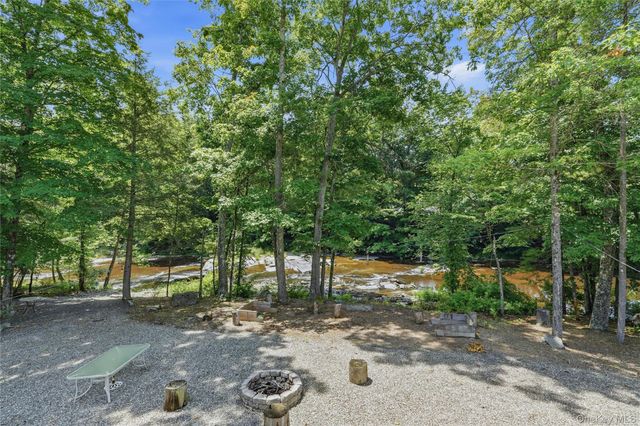 302 Powder Mill Bridge Road, Kingston, NY 12401