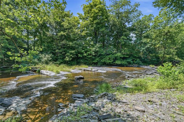 302 Powder Mill Bridge Road, Kingston, NY 12401