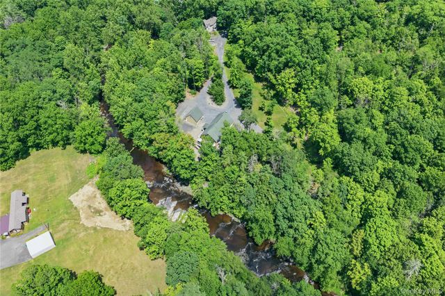 302 Powder Mill Bridge Road, Kingston, NY 12401