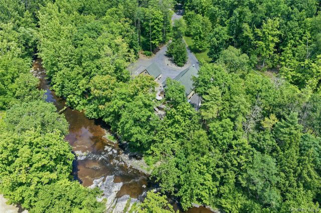 302 Powder Mill Bridge Road, Kingston, NY 12401