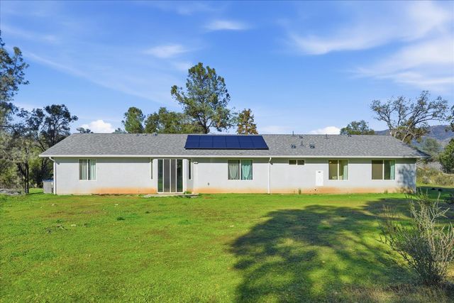 4001 Pacific Bars Road, Mariposa, CA 95338