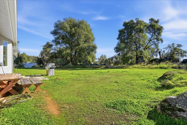 4001 Pacific Bars Road, Mariposa, CA 95338